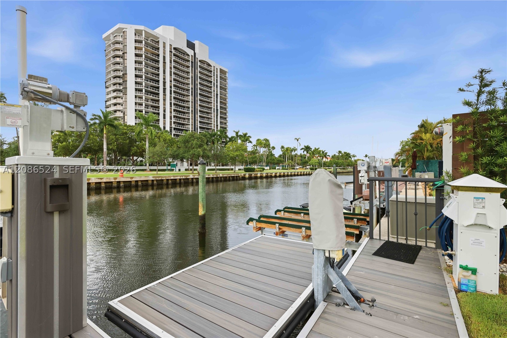 415 Holiday Dr, Hallandale Beach FL 33009