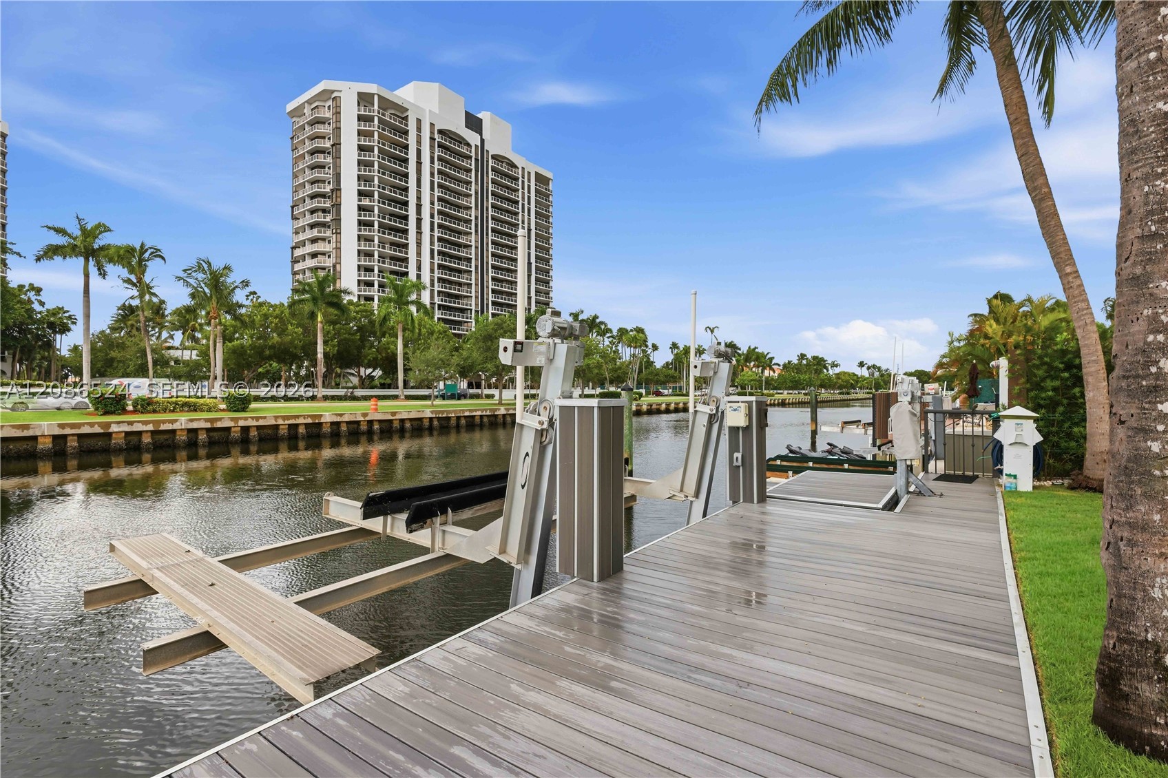 415 Holiday Dr, Hallandale Beach FL 33009