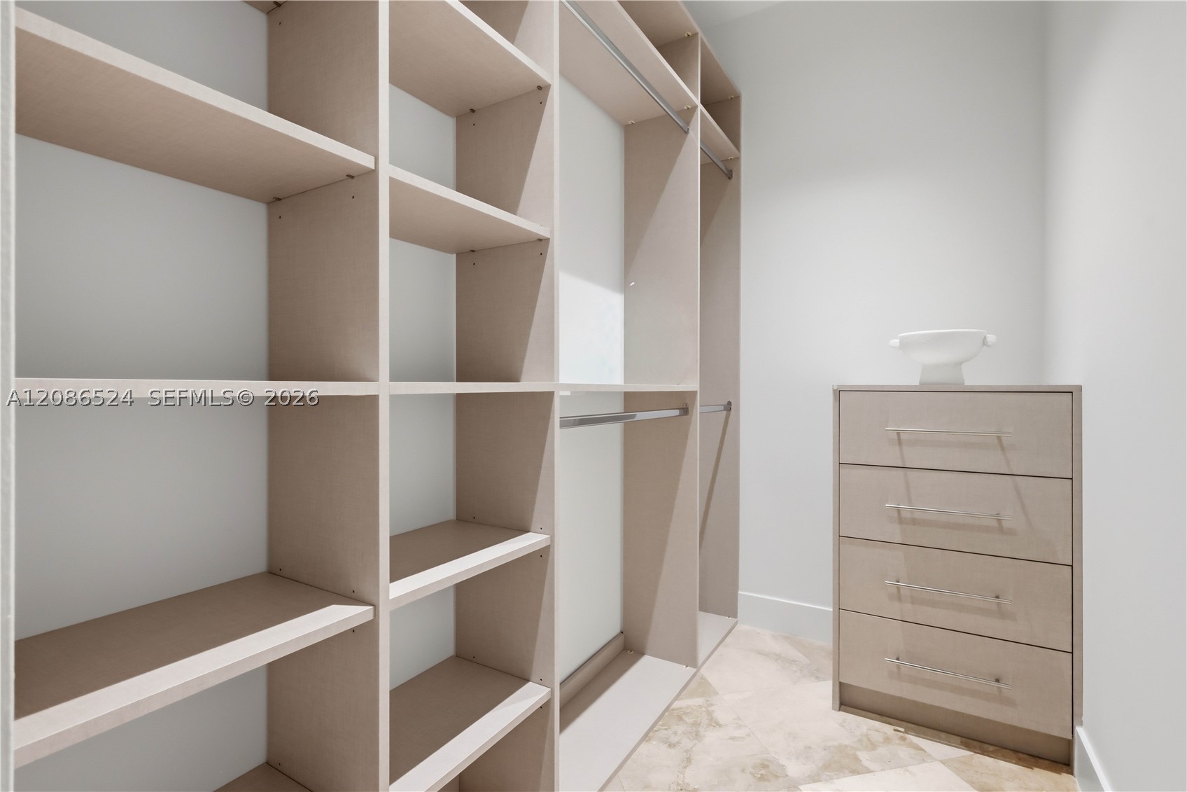 415 Holiday Dr, Hallandale Beach FL 33009