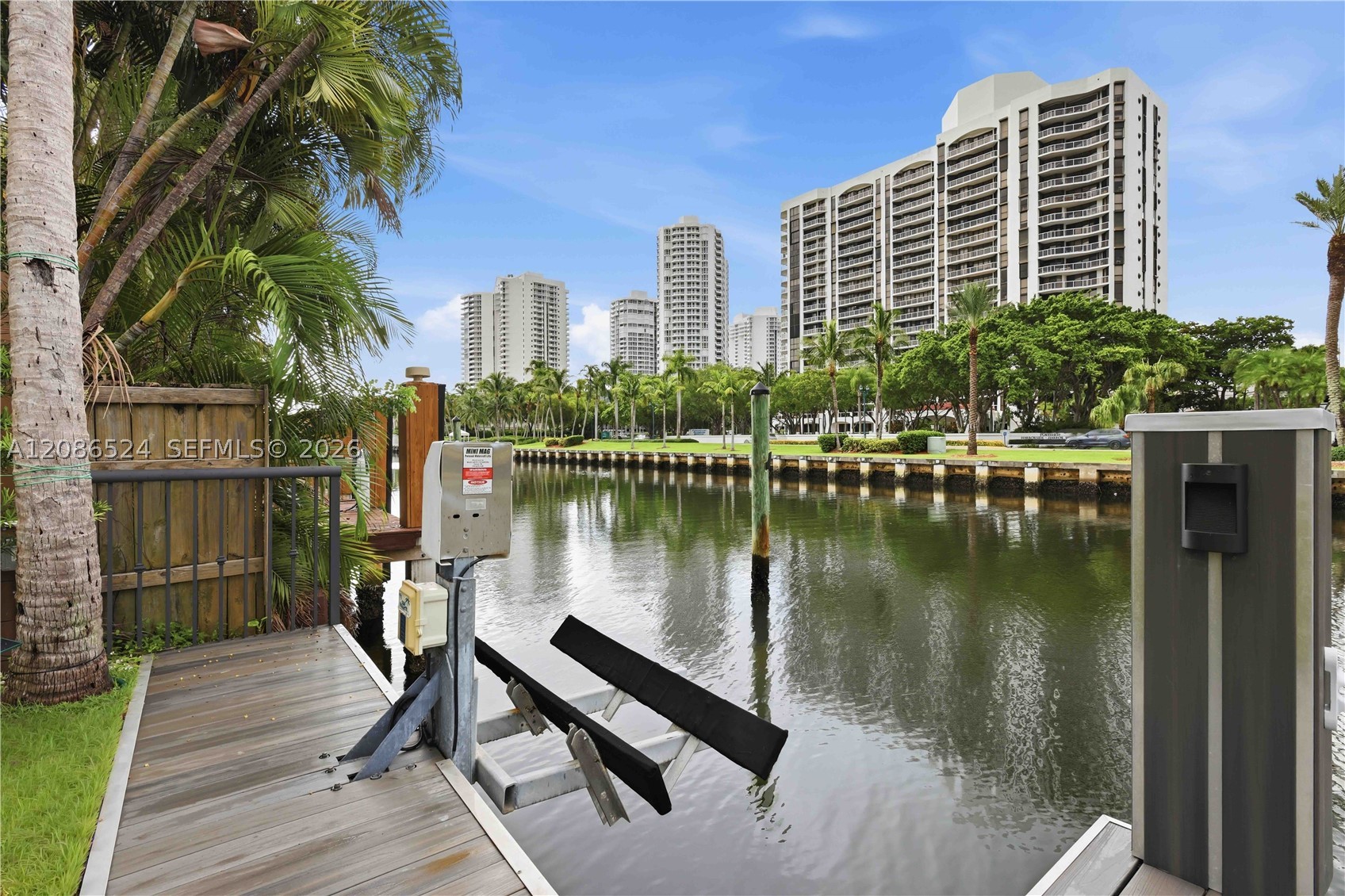 415 Holiday Dr, Hallandale Beach FL 33009