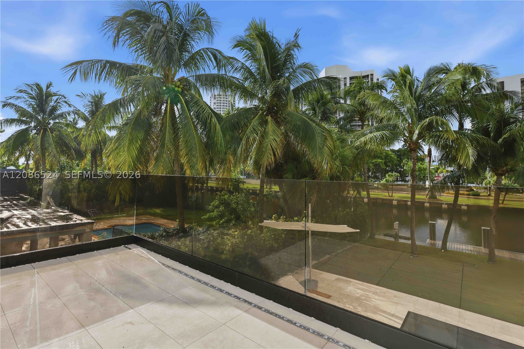 415 Holiday Dr, Hallandale Beach FL 33009
