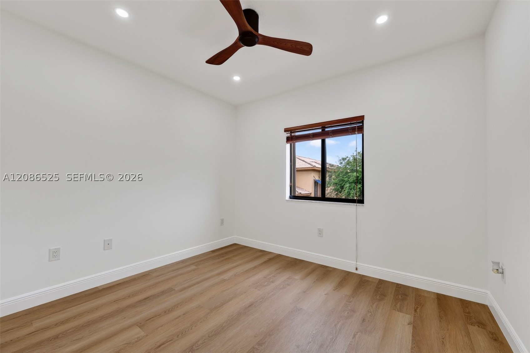 11115 W Okeechobee Rd #118, Hialeah Gardens FL 33018