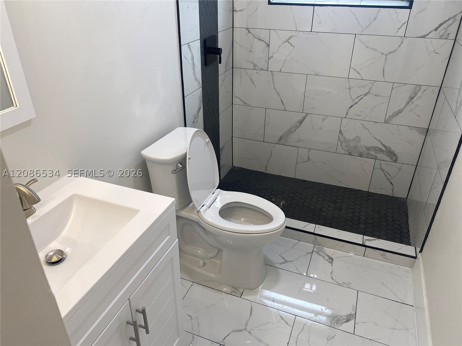 5010 NW 22nd St, Lauderhill FL 33313
