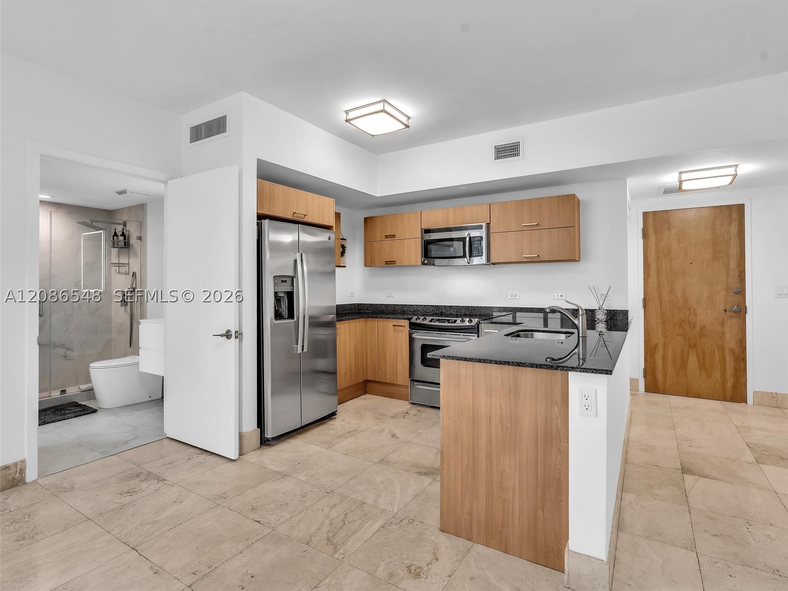 350 S Miami Ave #3605, Miami FL 33130
