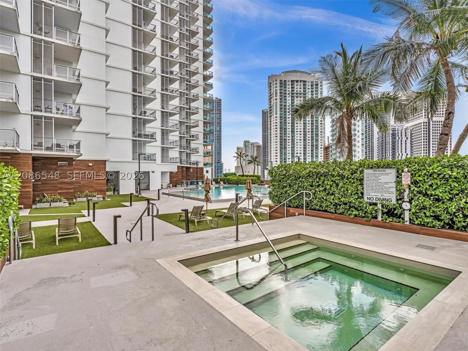 350 S Miami Ave #3605, Miami FL 33130