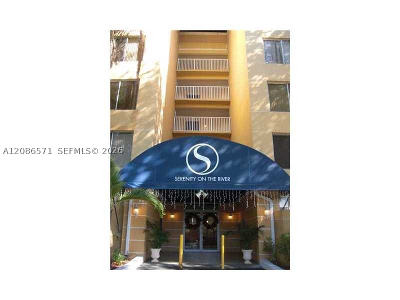 1740 NW N River Dr #117, Miami FL 33125