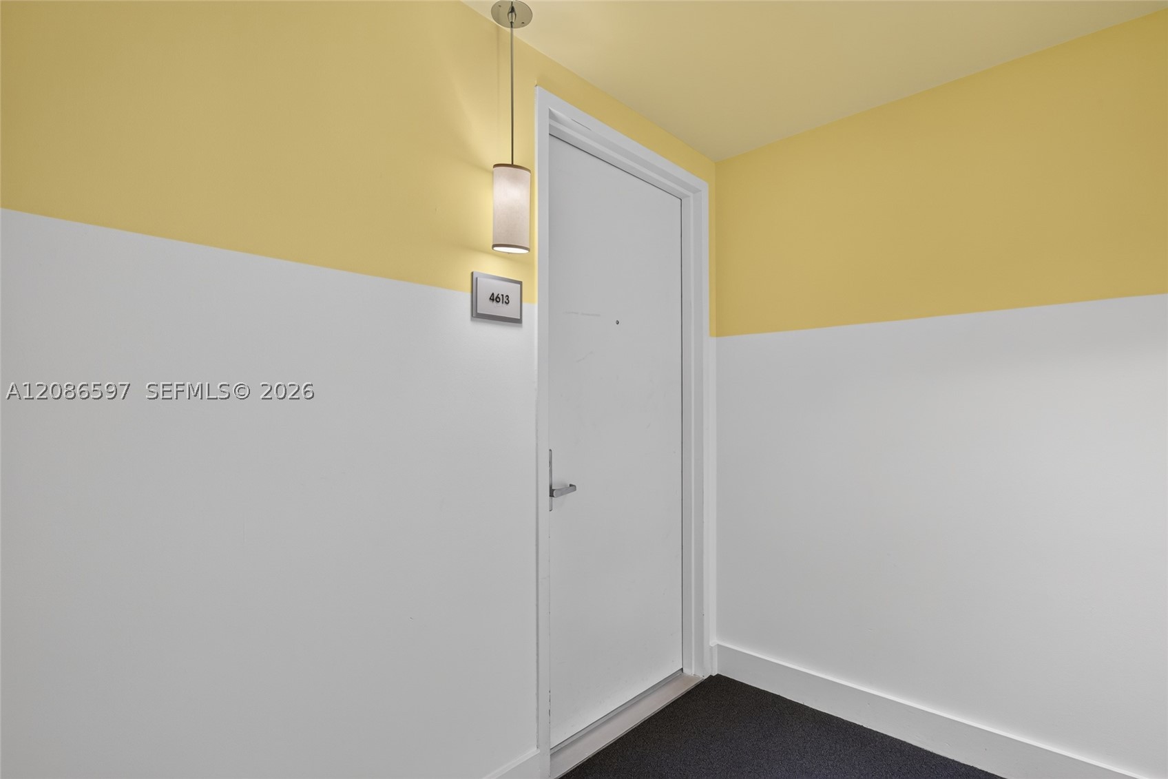 475 Brickell Ave #4613, Miami FL 33131
