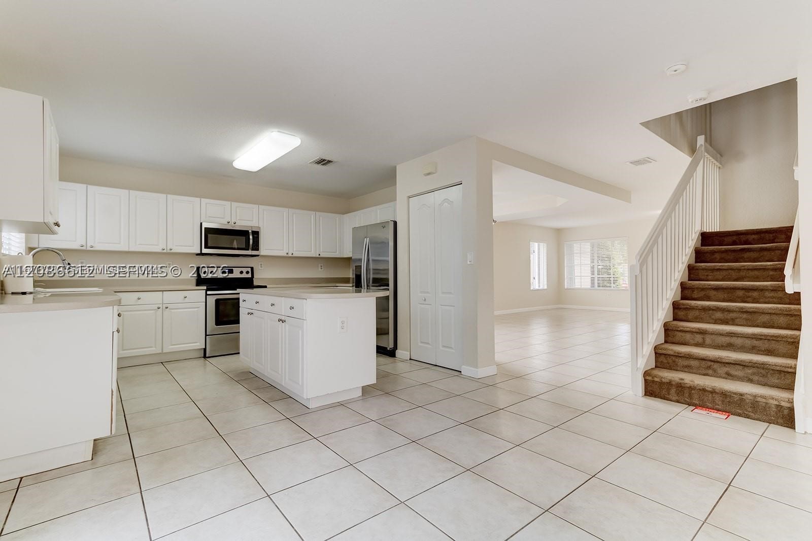 21222 SW 88th Pl, Cutler Bay FL 33189