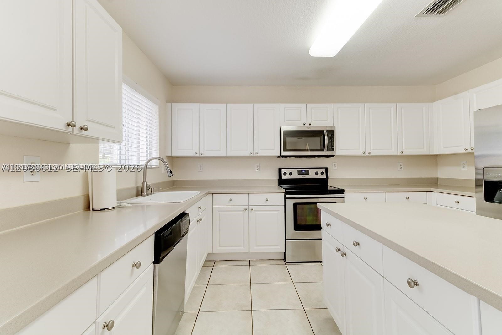 21222 SW 88th Pl, Cutler Bay FL 33189