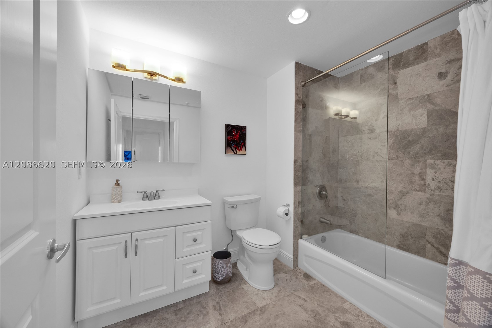 10 Aragon Ave #810, Coral Gables FL 33134