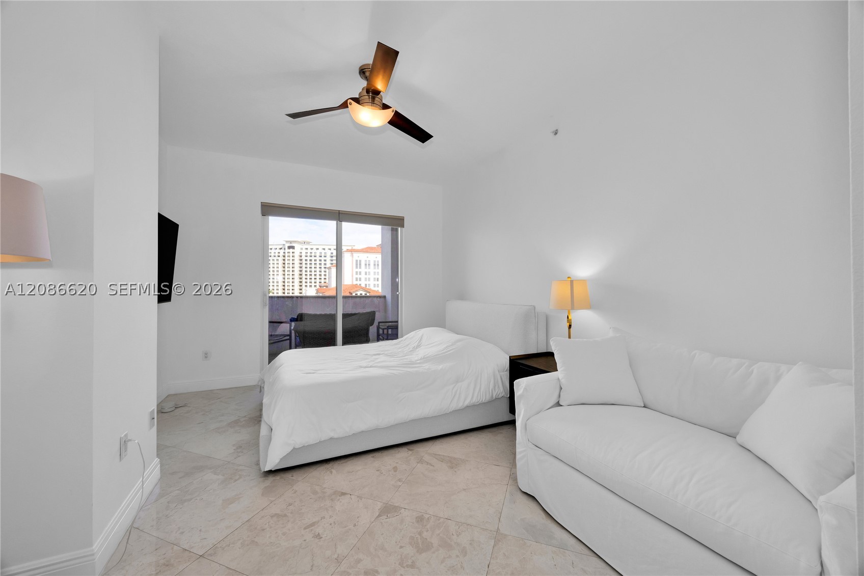 10 Aragon Ave #810, Coral Gables FL 33134