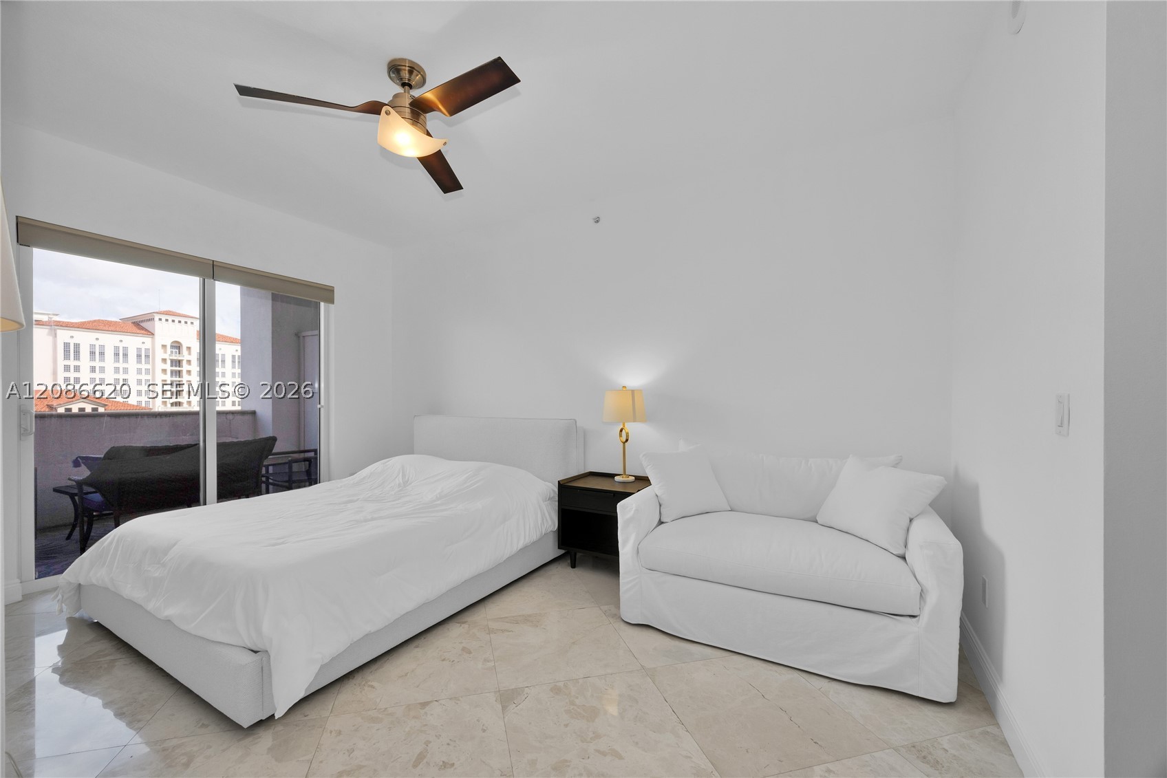 10 Aragon Ave #810, Coral Gables FL 33134