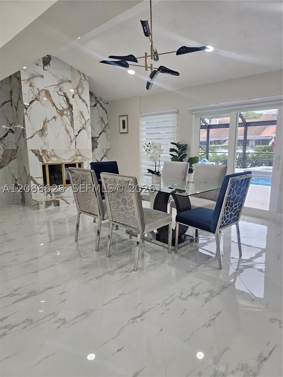 4 Alford Ct, Palm Beach Gardens FL 33418