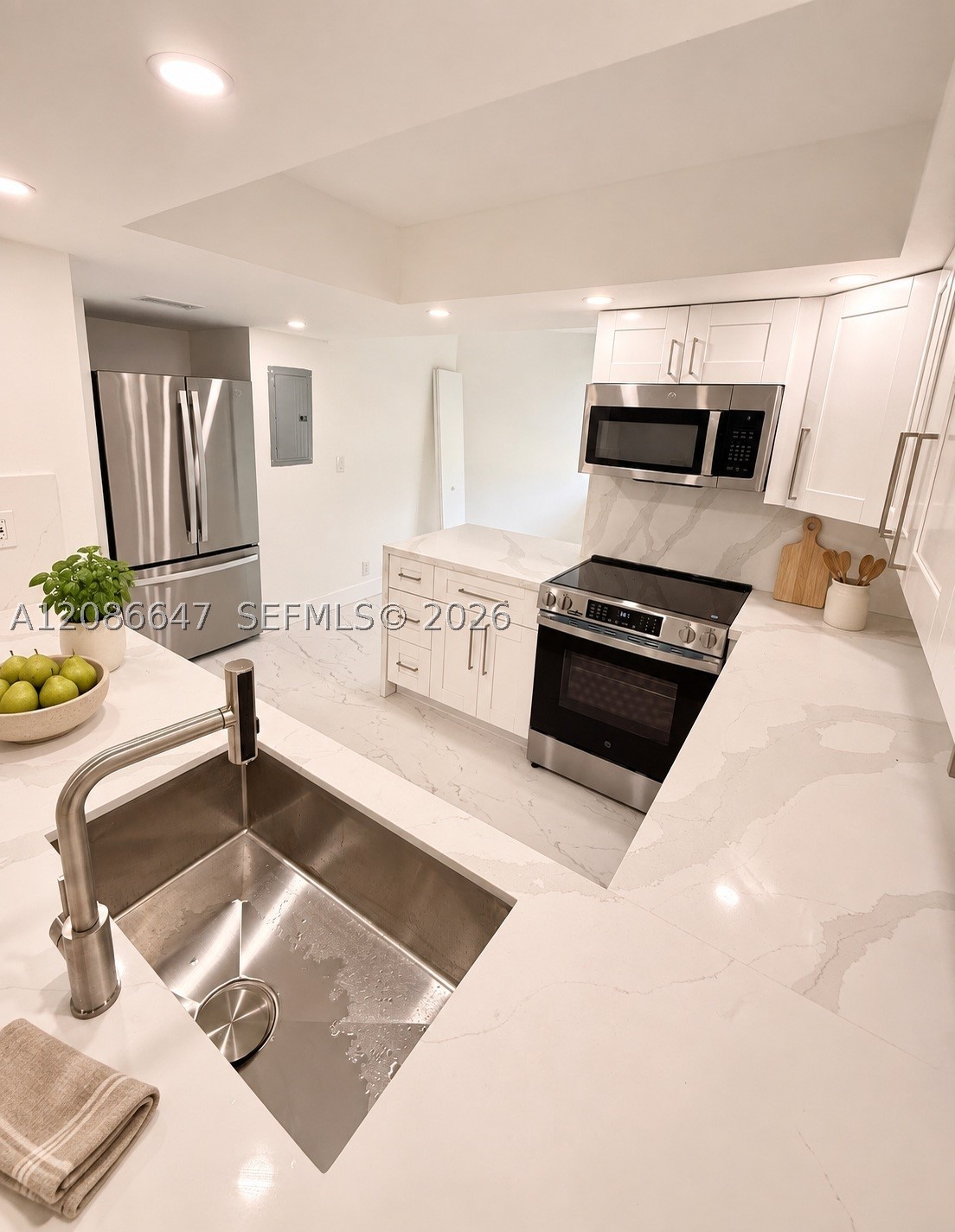 1811 Sabal Palm Dr #202, Davie FL 33324
