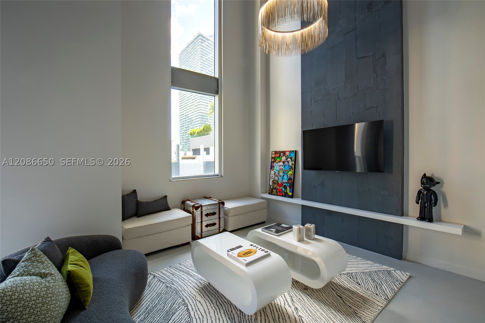 1060 Brickell Ave #1015, Miami FL 33131
