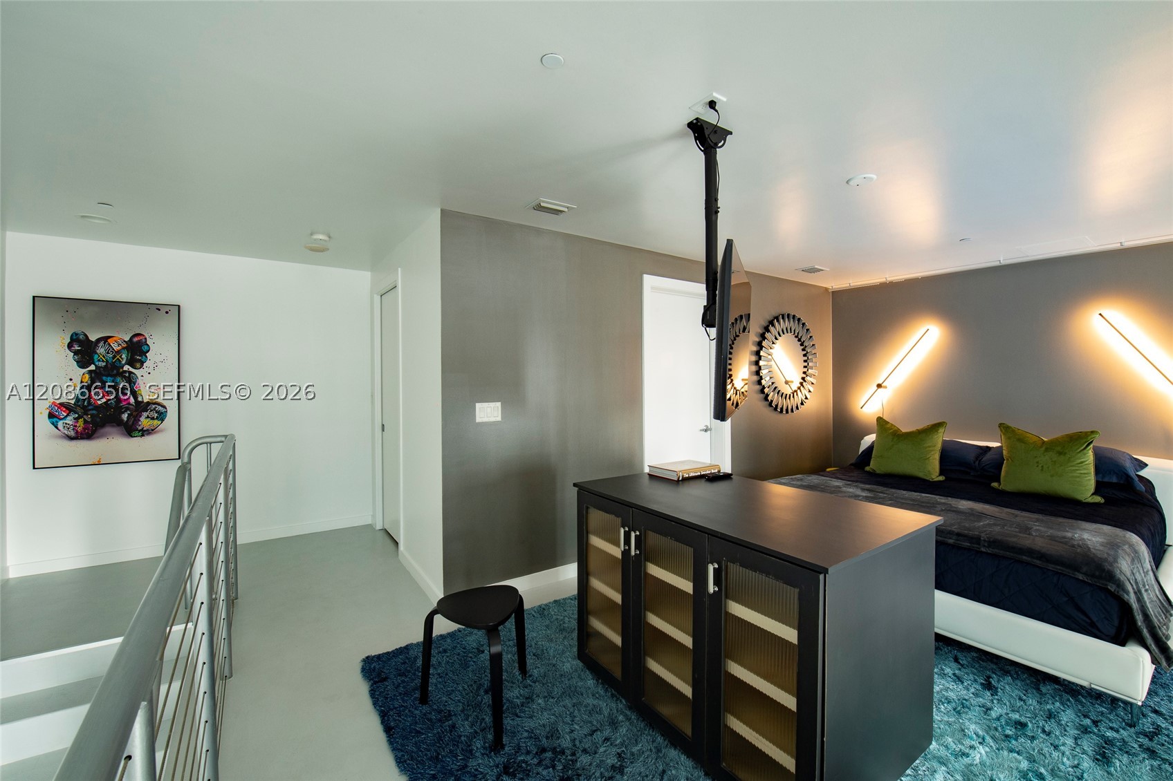 1060 Brickell Ave #1015, Miami FL 33131