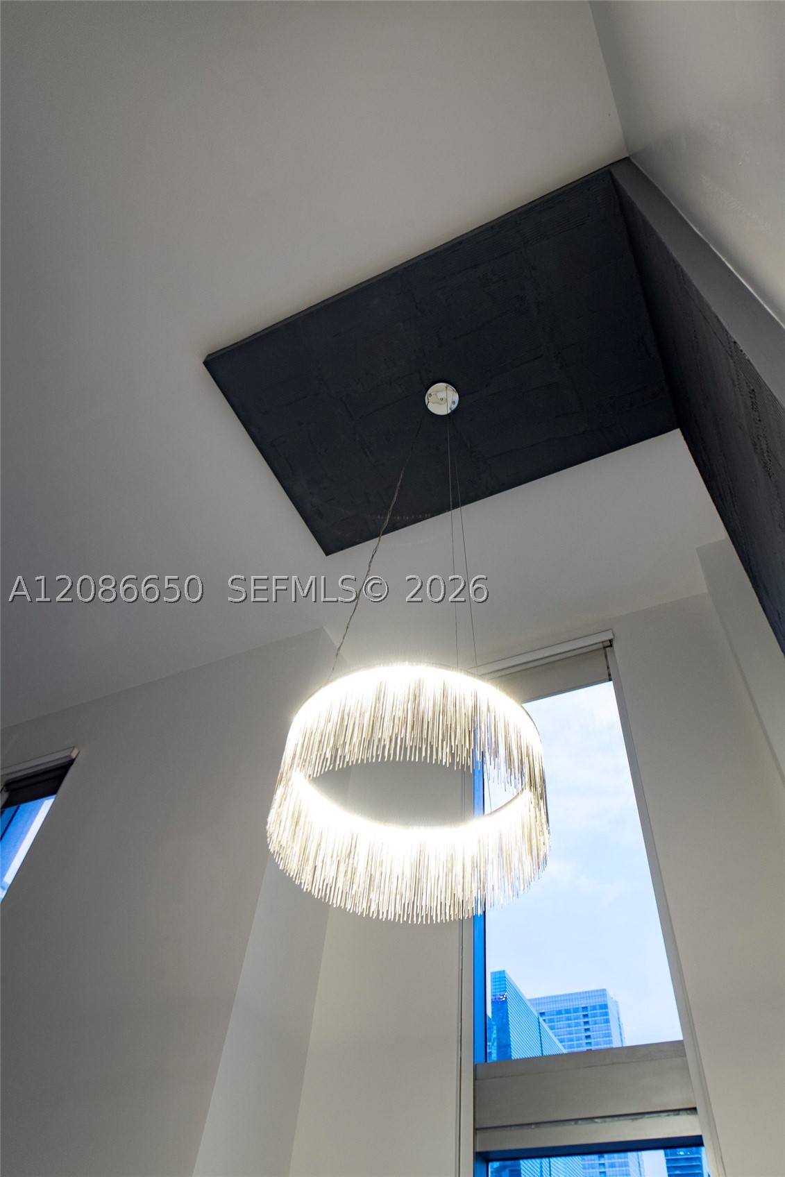 1060 Brickell Ave #1015, Miami FL 33131
