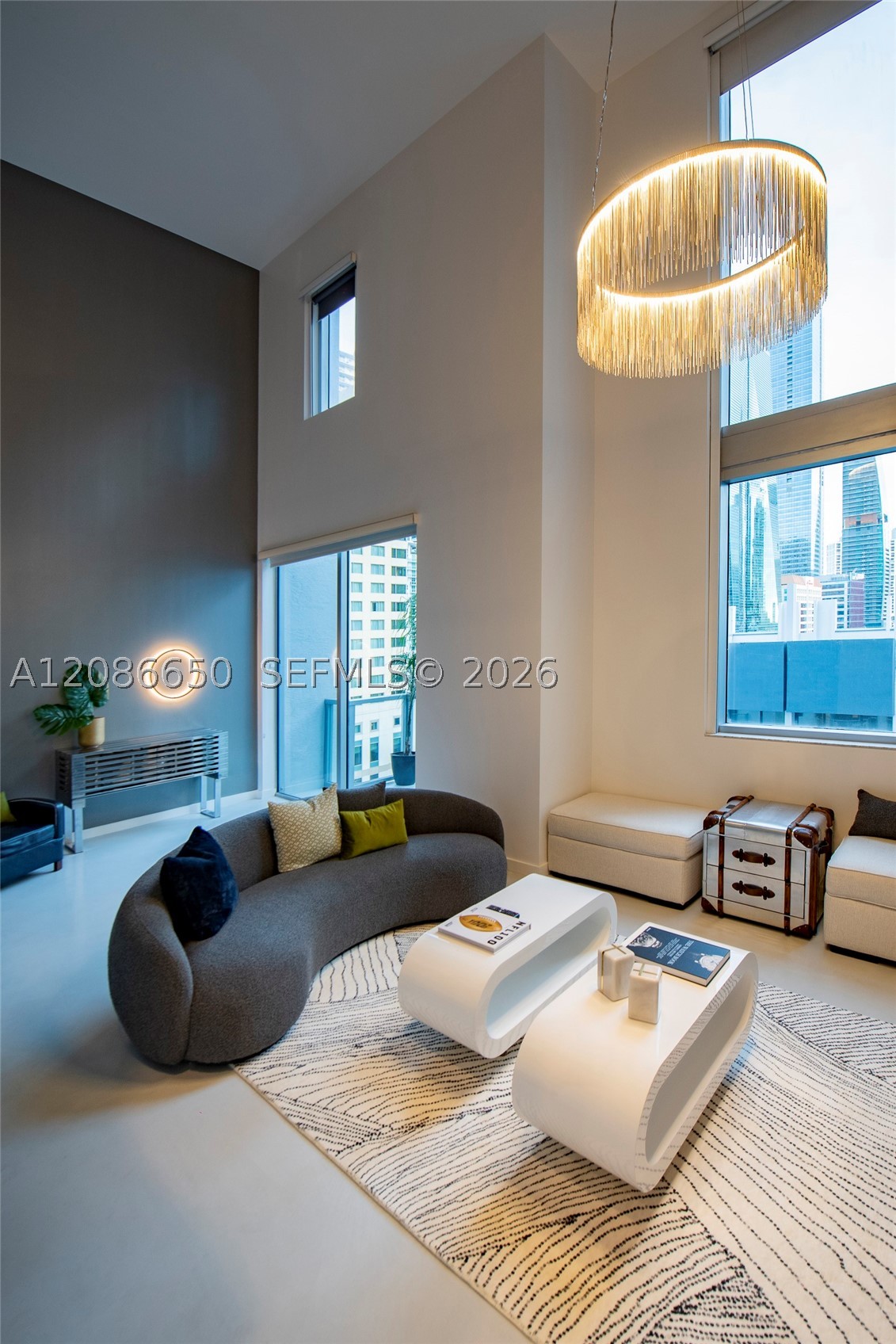 1060 Brickell Ave #1015, Miami FL 33131