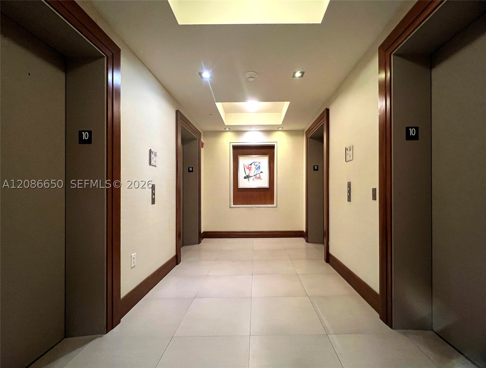 1060 Brickell Ave #1015, Miami FL 33131