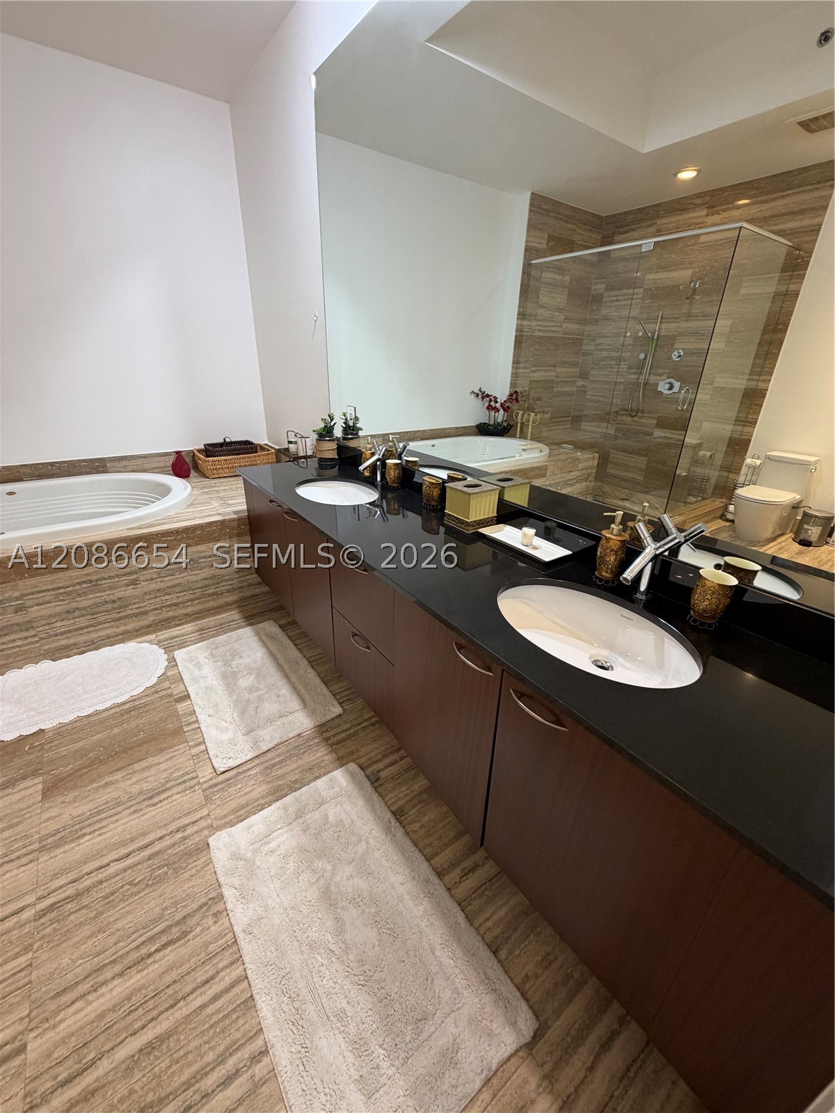15901 Collins Ave #3707, Sunny Isles Beach FL 33160