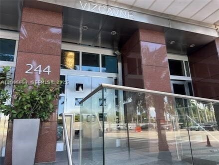 244 Biscayne #352, Miami FL 33132