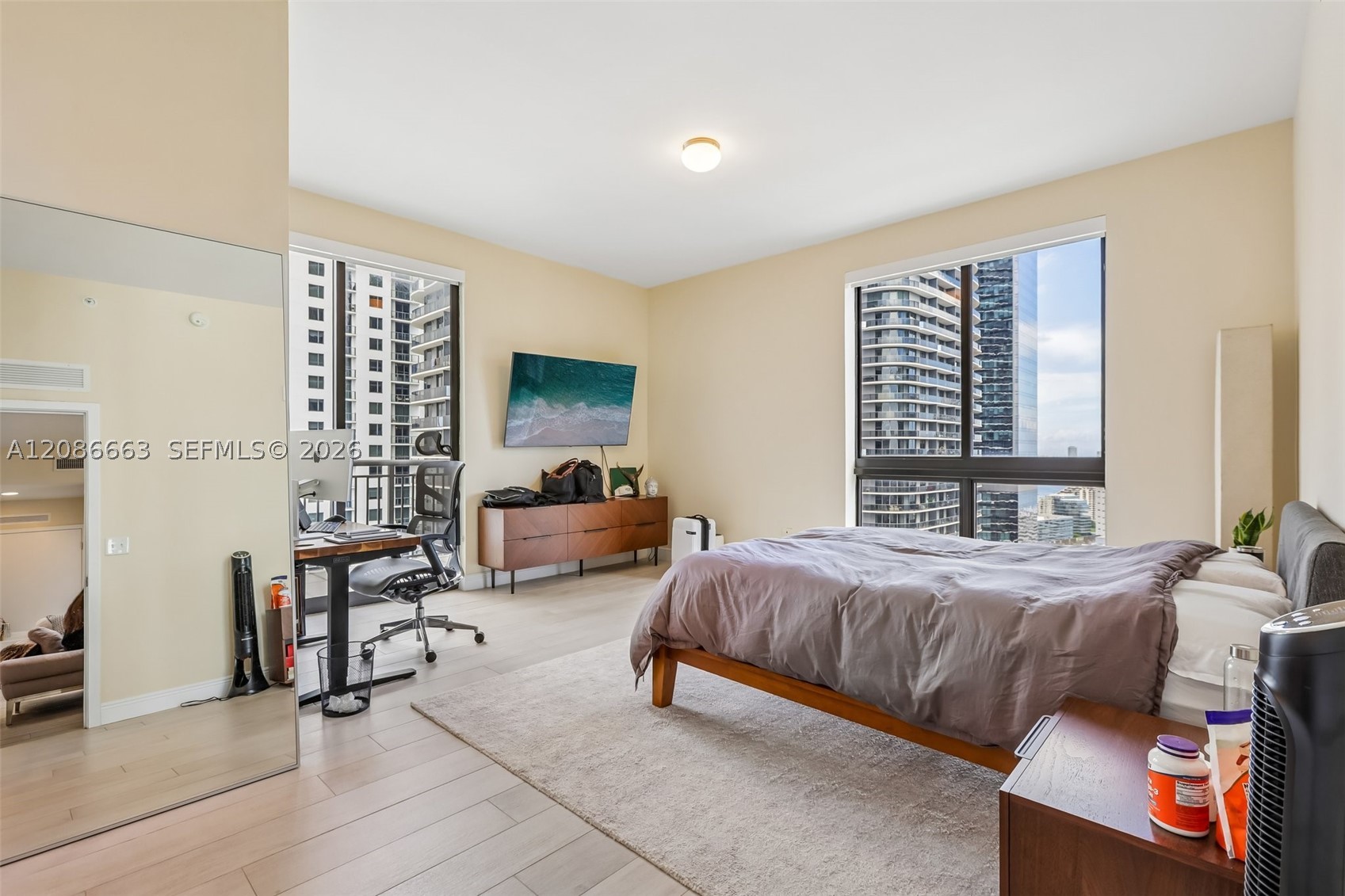 999 SW 1st Ave #UPH12, Miami FL 33130