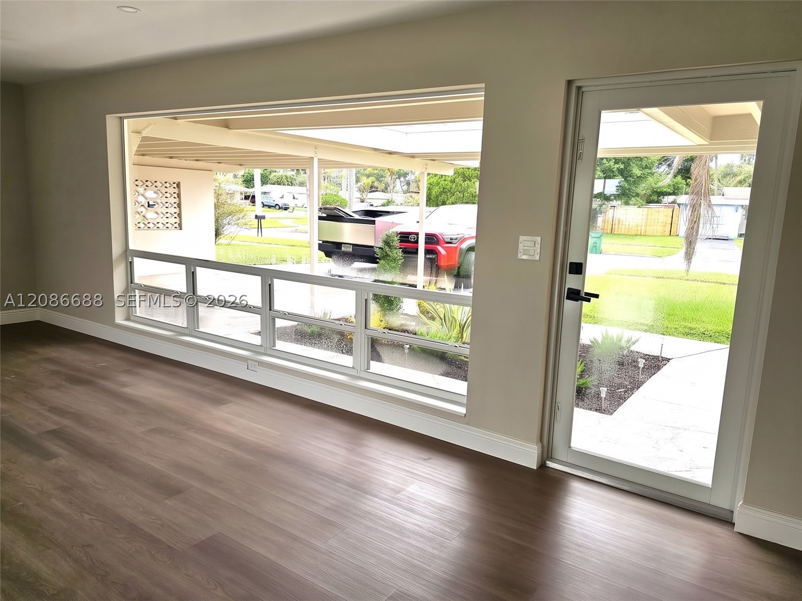 6064 NW 16th Ct, Margate FL 33063