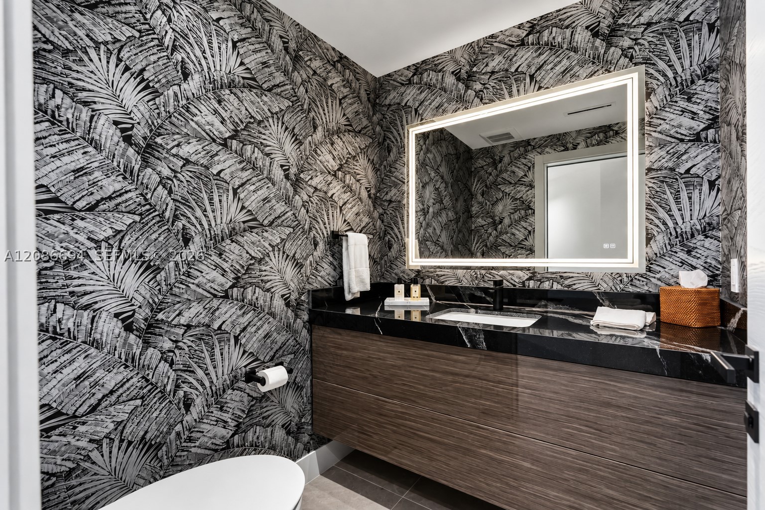 6051 N Ocean Dr #1601, Hollywood FL 33019