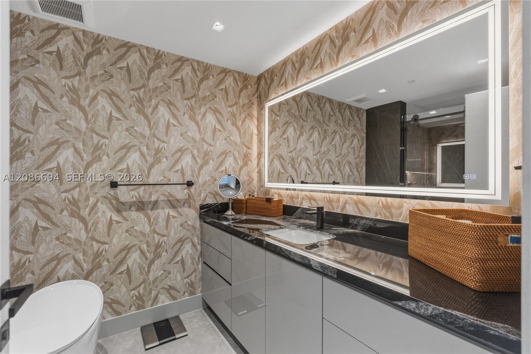 6051 N Ocean Dr #1601, Hollywood FL 33019