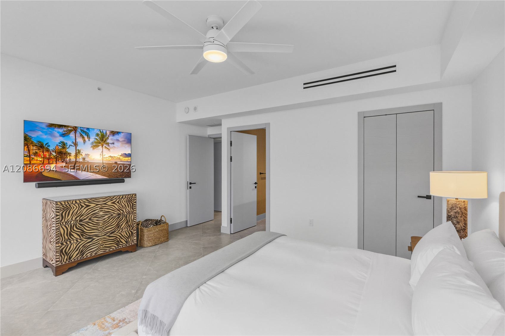 6051 N Ocean Dr #1601, Hollywood FL 33019