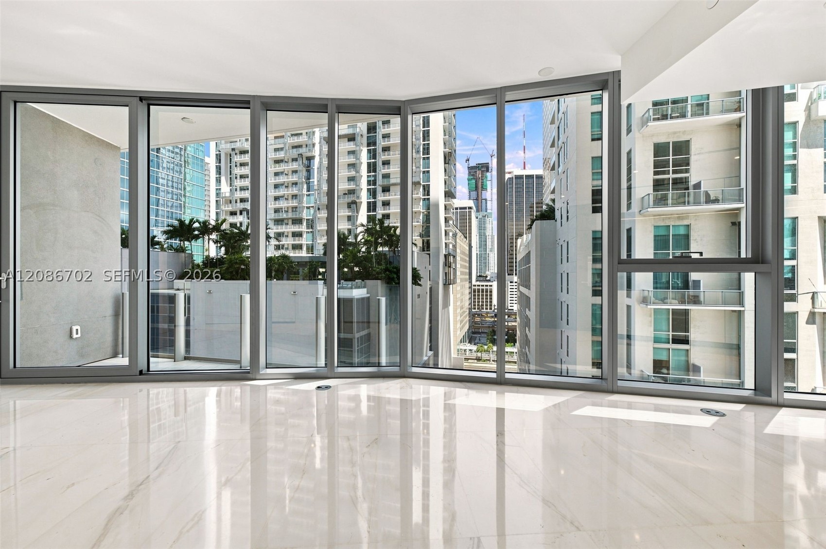 300 Biscayne Blvd Way #1106, Miami FL 33131