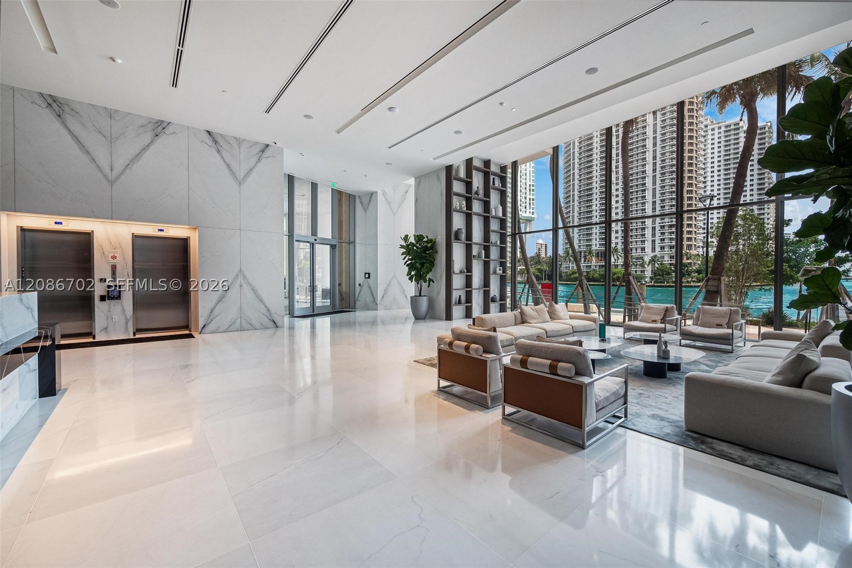 300 Biscayne Blvd Way #1106, Miami FL 33131