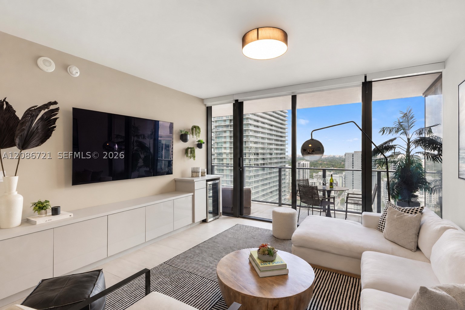 1000 Brickell Plaza #2704, Miami FL 33131