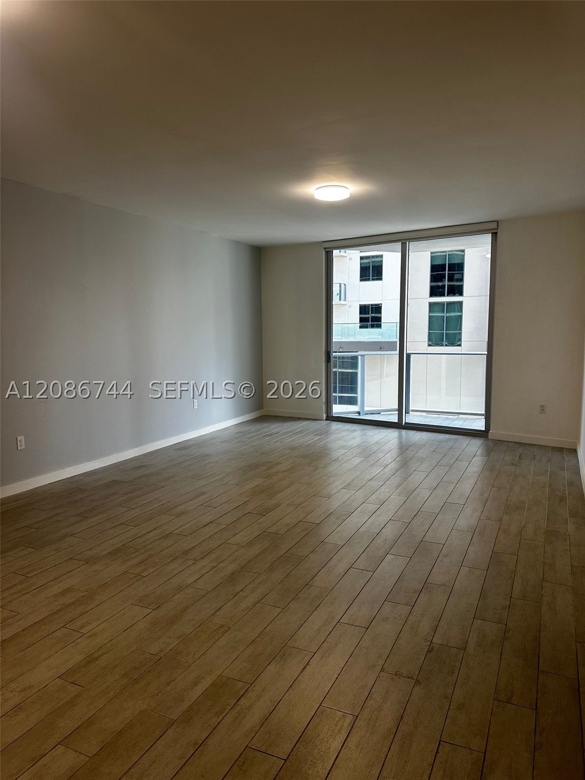1010 SW 2nd Ave #1005, Miami FL 33130