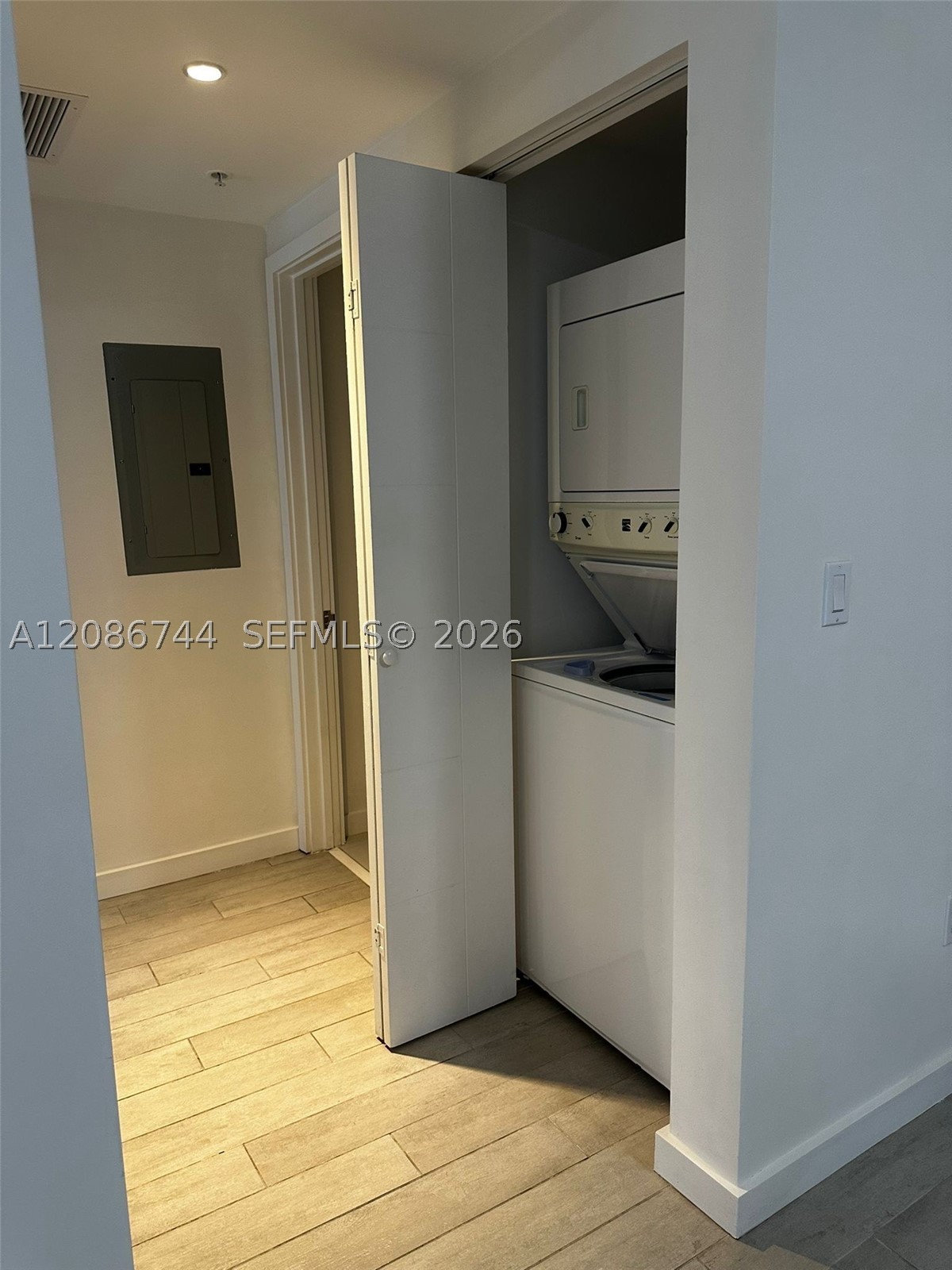 1010 SW 2nd Ave #1005, Miami FL 33130