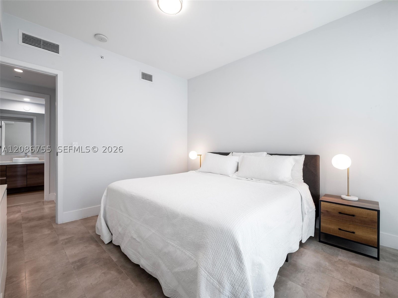1080 Brickell Ave #1403, Miami FL 33131
