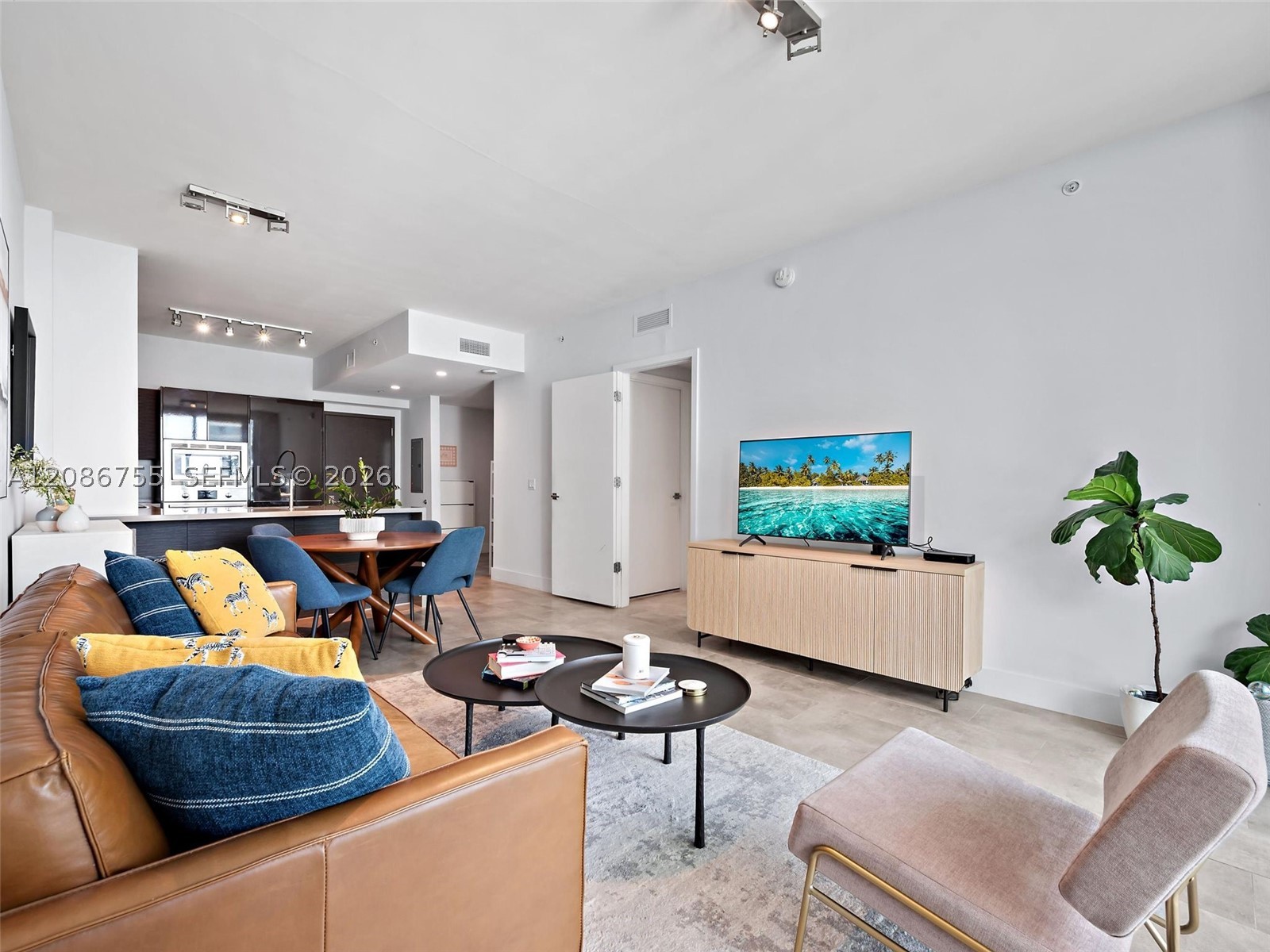 1080 Brickell Ave #1403, Miami FL 33131