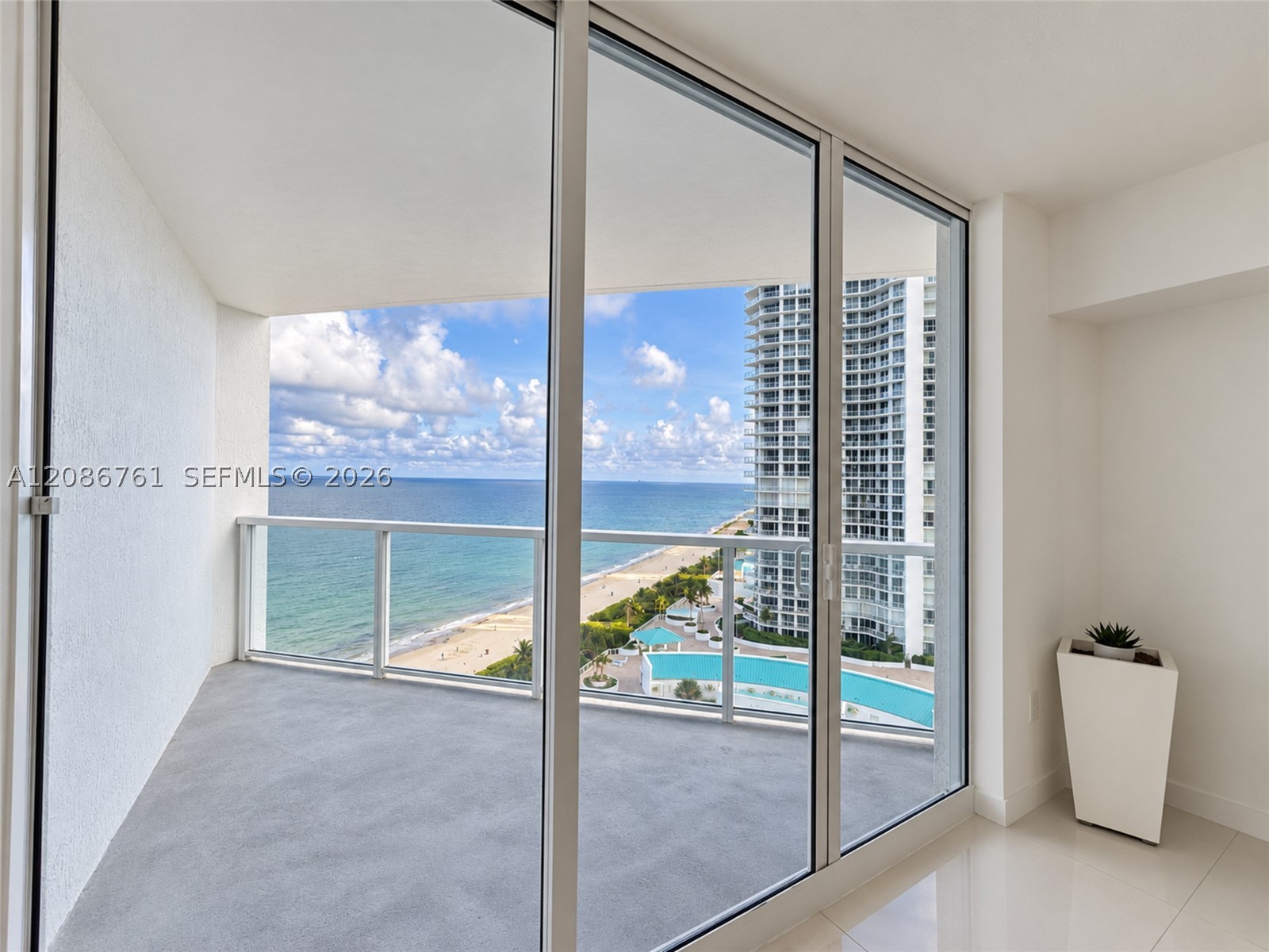 16699 Collins Ave #1610, Sunny Isles Beach FL 33160
