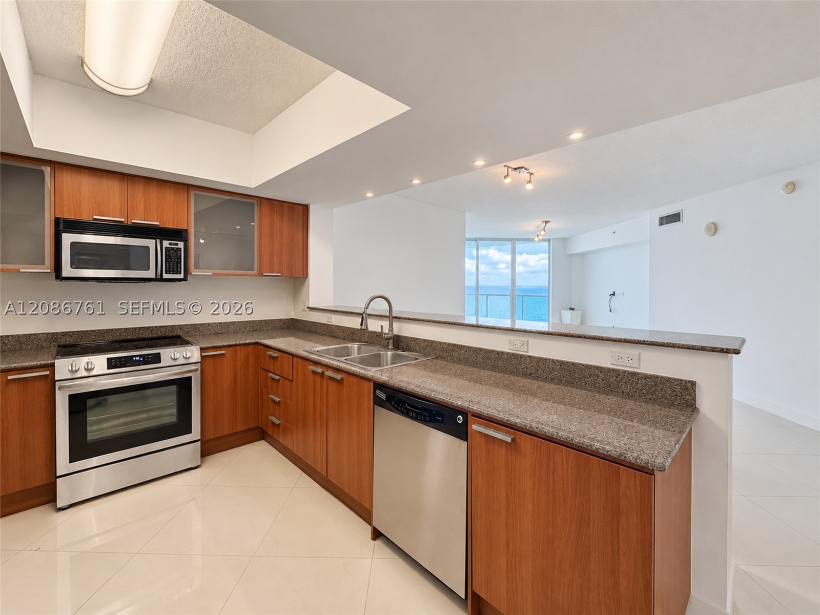 16699 Collins Ave #1610, Sunny Isles Beach FL 33160