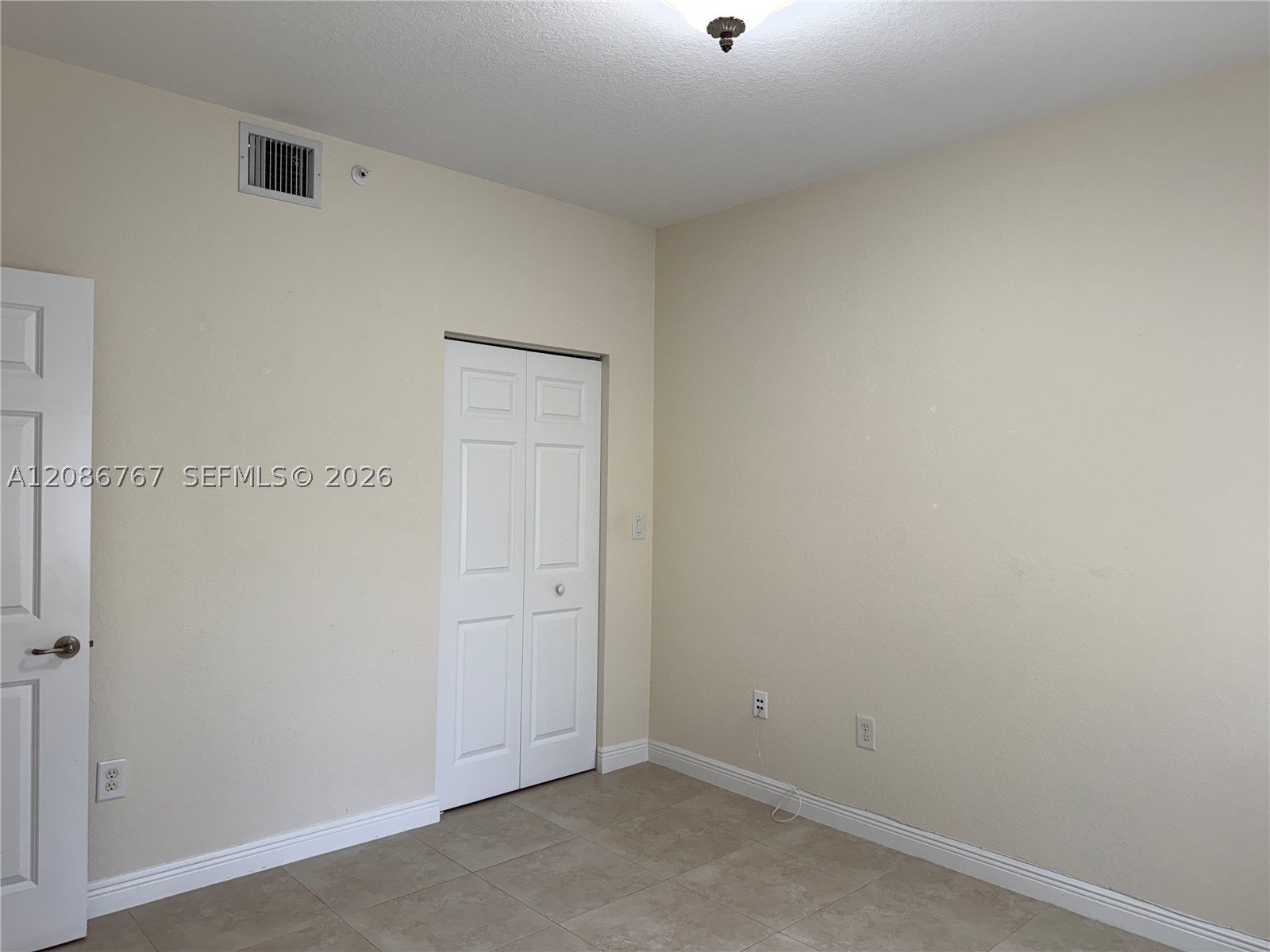 9021 SW 94th St #303, Miami FL 33176