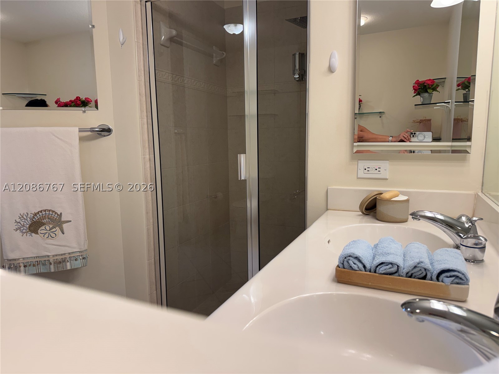 9021 SW 94th St #303, Miami FL 33176