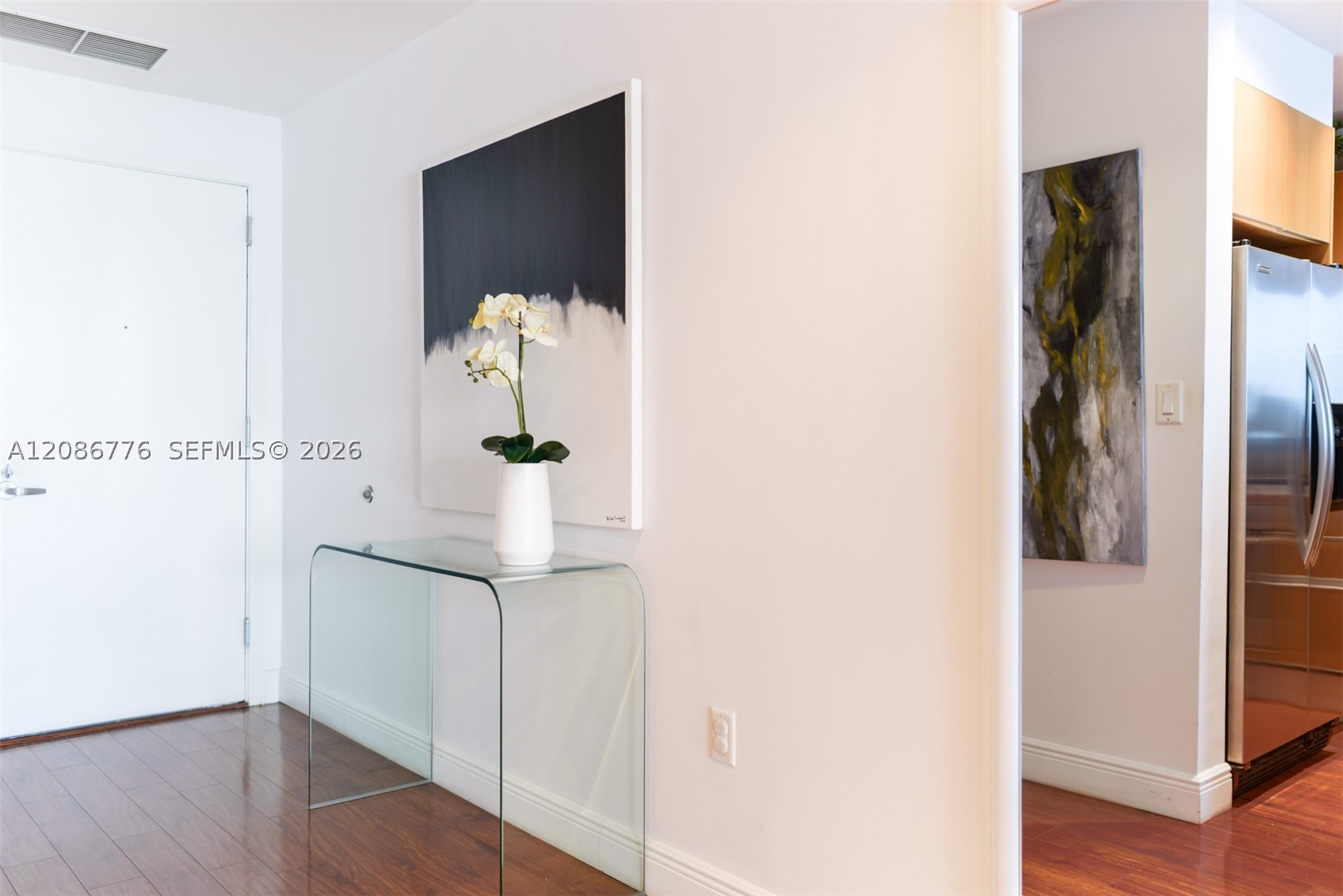 1060 Brickell Ave #3515, Miami FL 33131