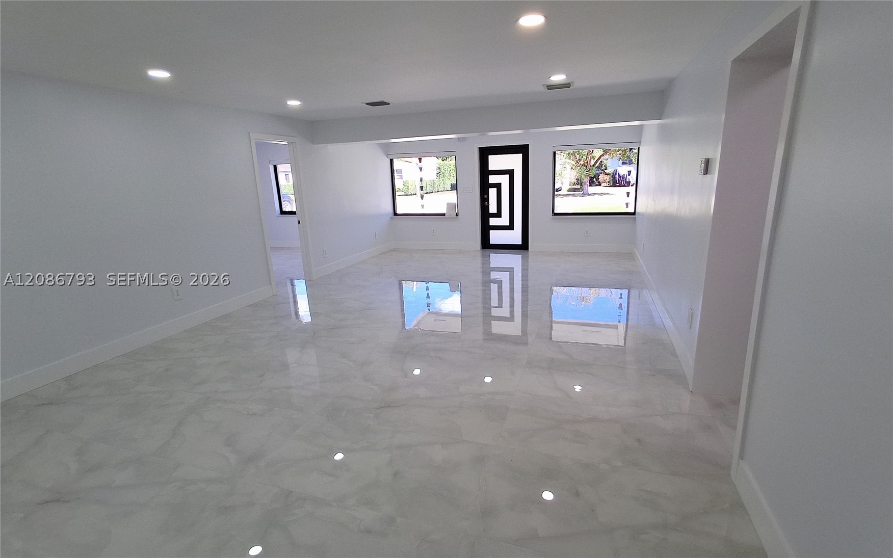 216 Shadow Way, Miami Springs FL 33166