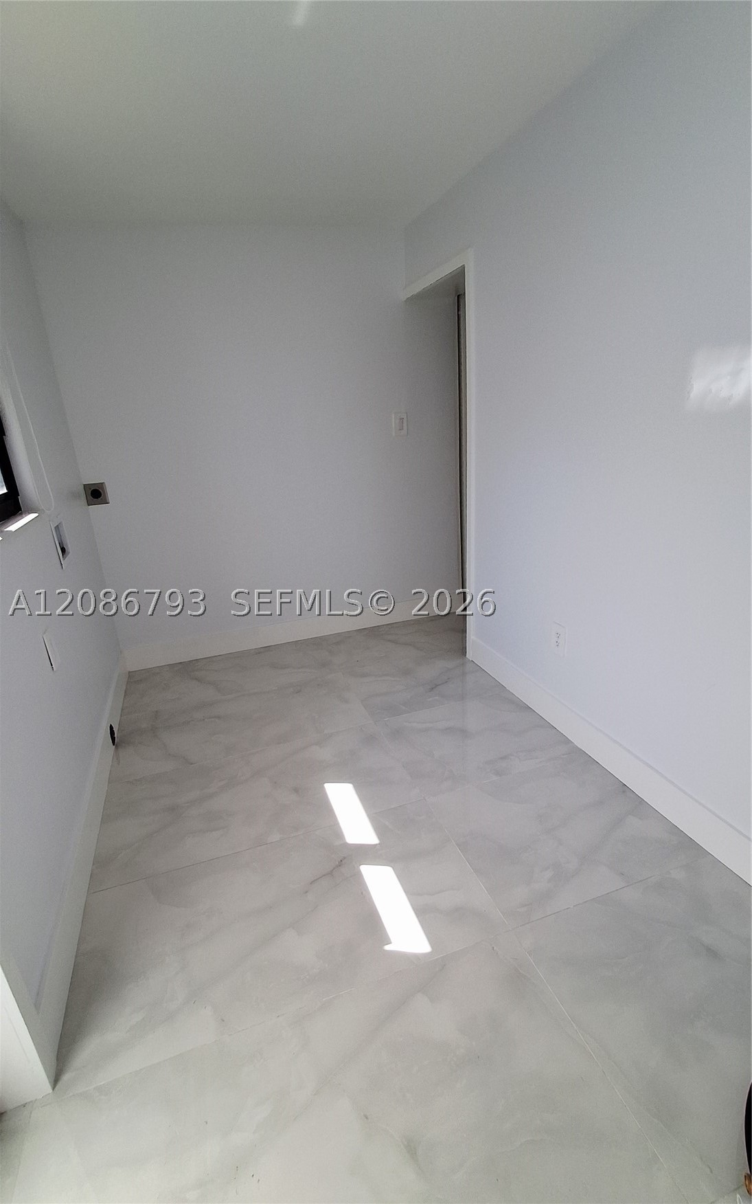 216 Shadow Way, Miami Springs FL 33166
