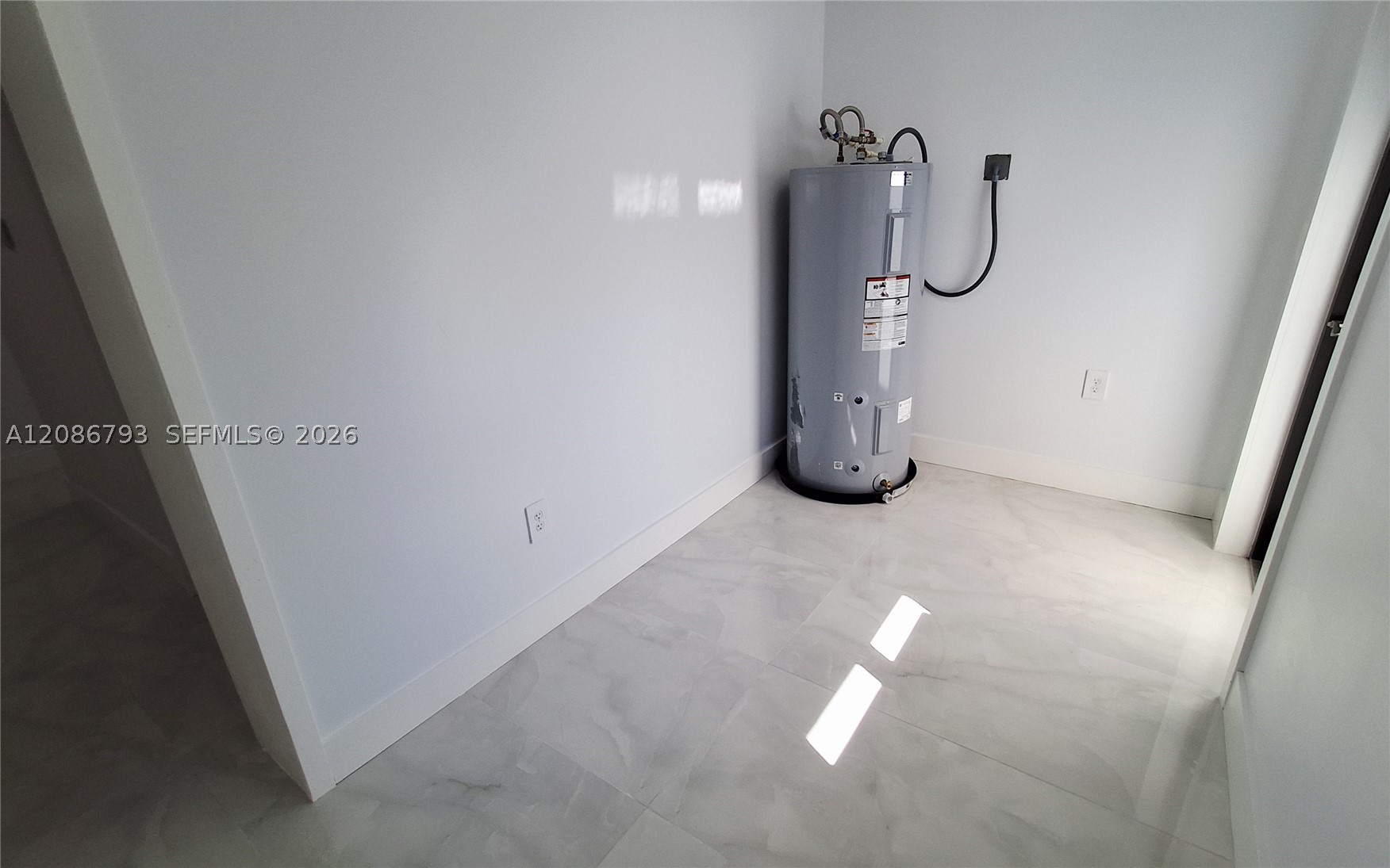 216 Shadow Way, Miami Springs FL 33166