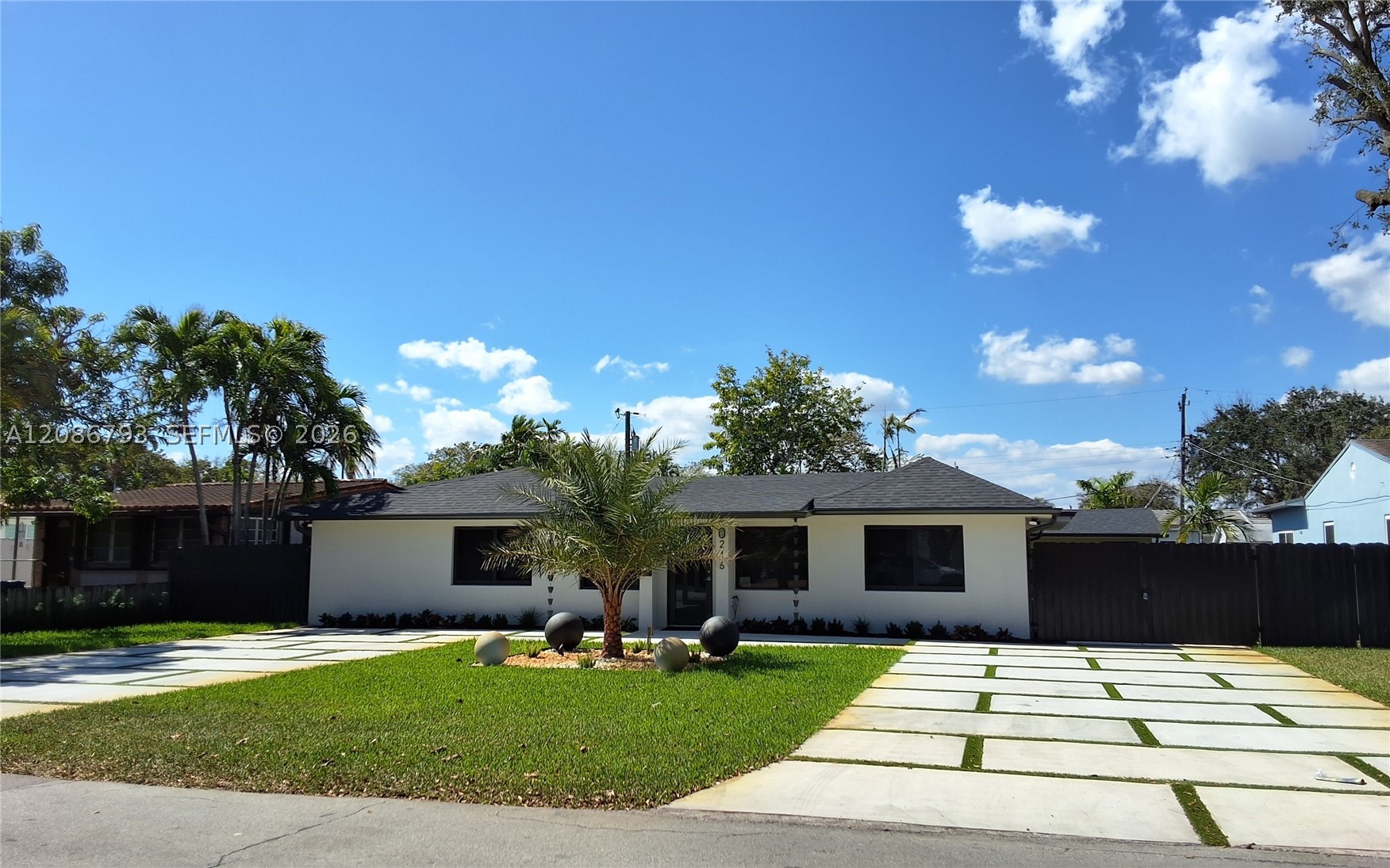 216 Shadow Way, Miami Springs FL 33166