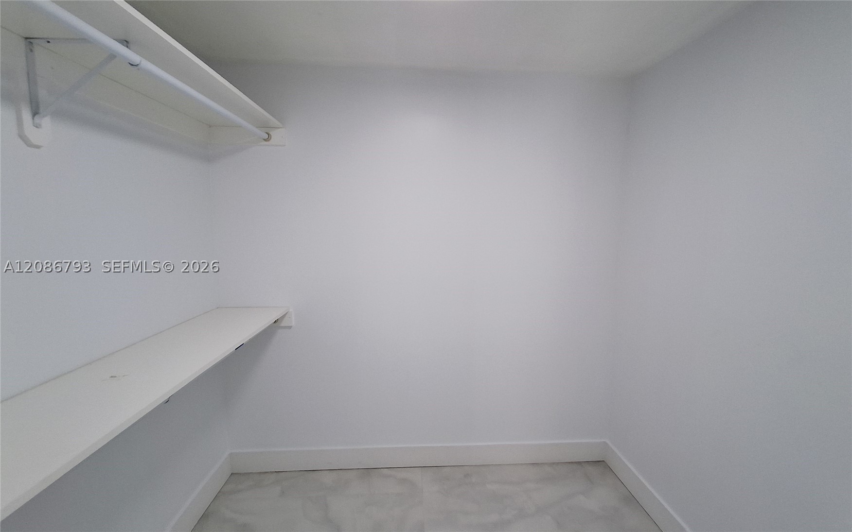 216 Shadow Way, Miami Springs FL 33166