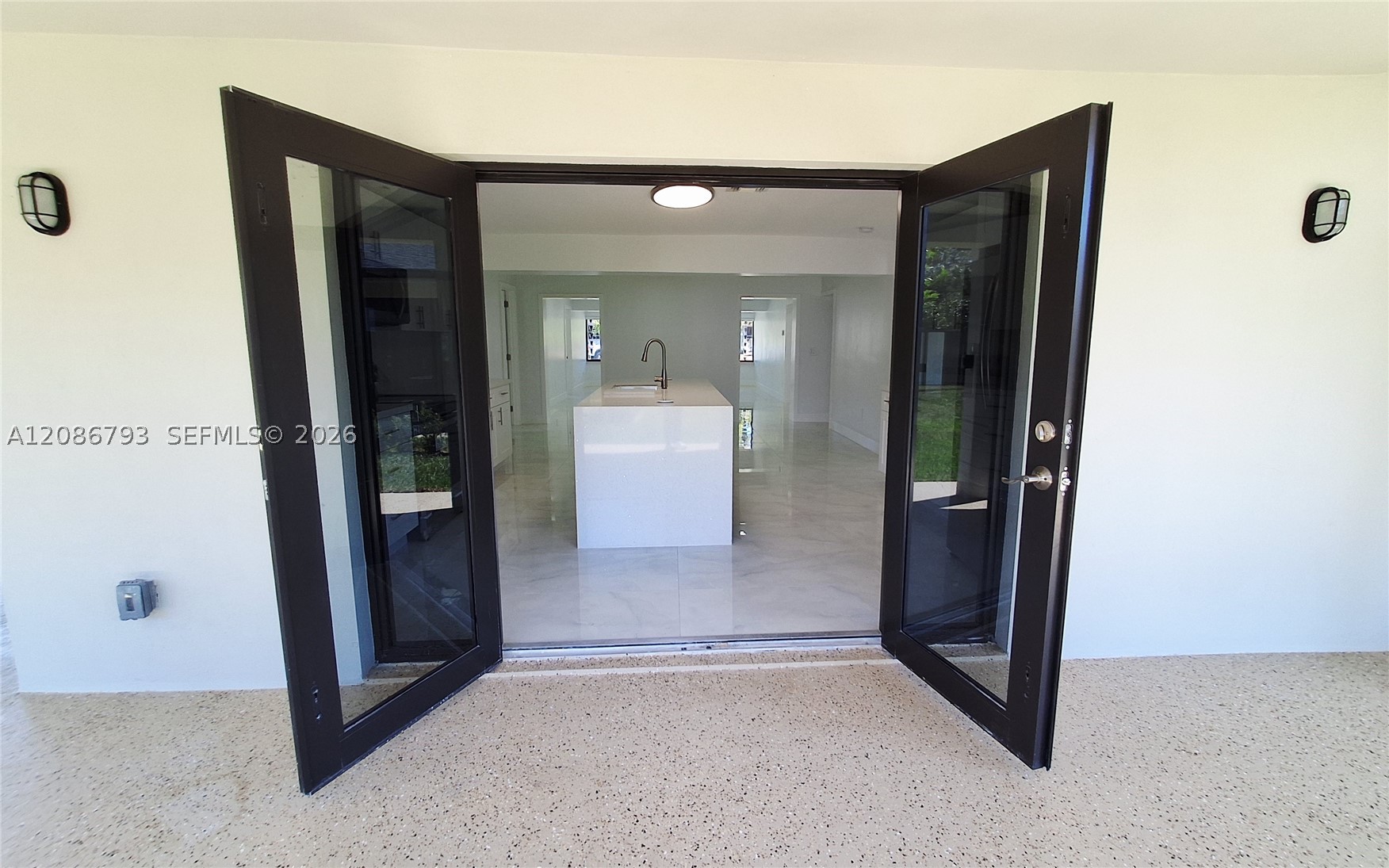 216 Shadow Way, Miami Springs FL 33166