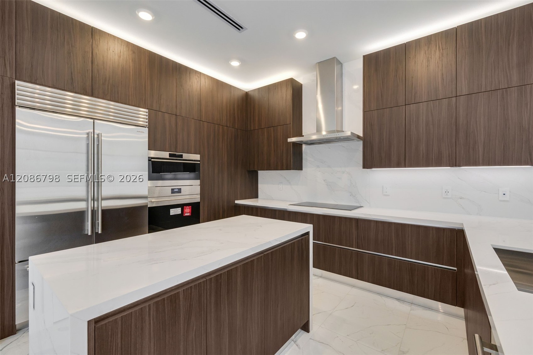 19749 NE 16th Pl #19749, Miami FL 33179