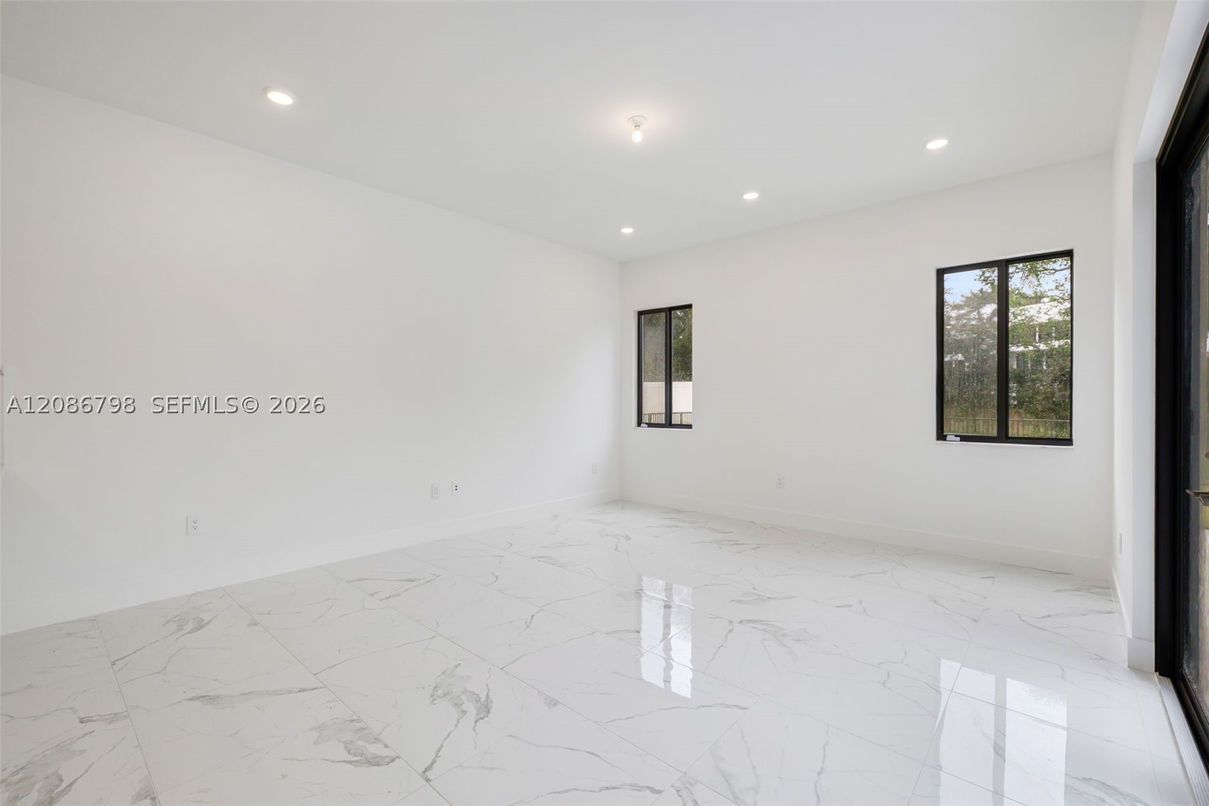 19749 NE 16th Pl #19749, Miami FL 33179